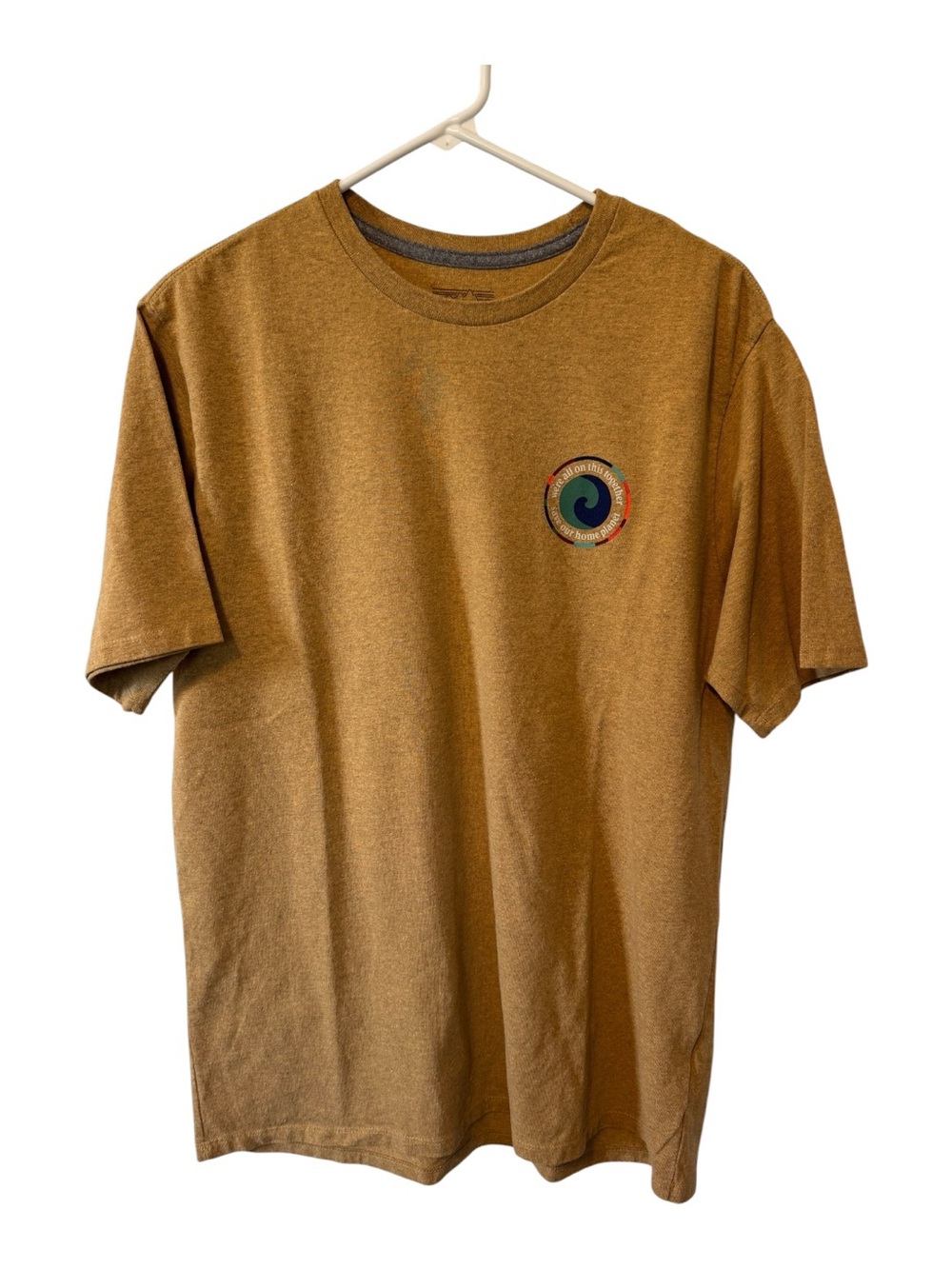 Patagonia Short-Sleeve Pocket Men’s Crewneck T-Shirt Mustard Yellow Sz Medium